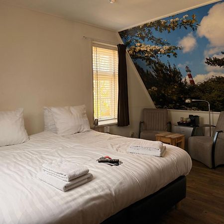 Hotel Bij Hen Op Ameland Hollum  Esterno foto