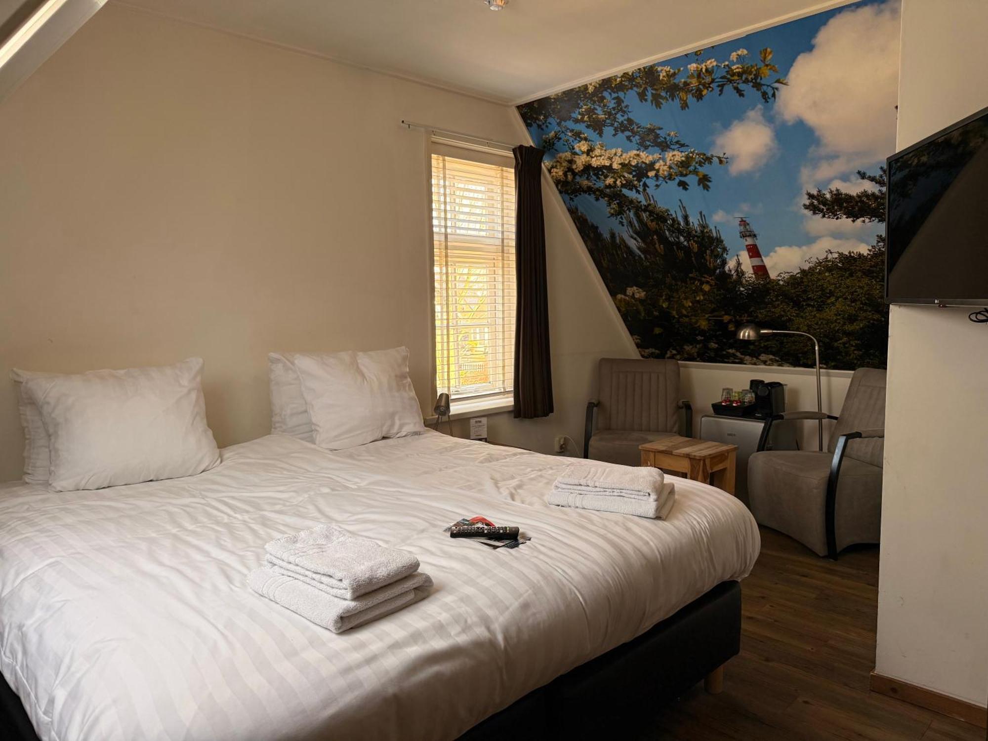 Hotel Bij Hen Op Ameland Hollum  Esterno foto