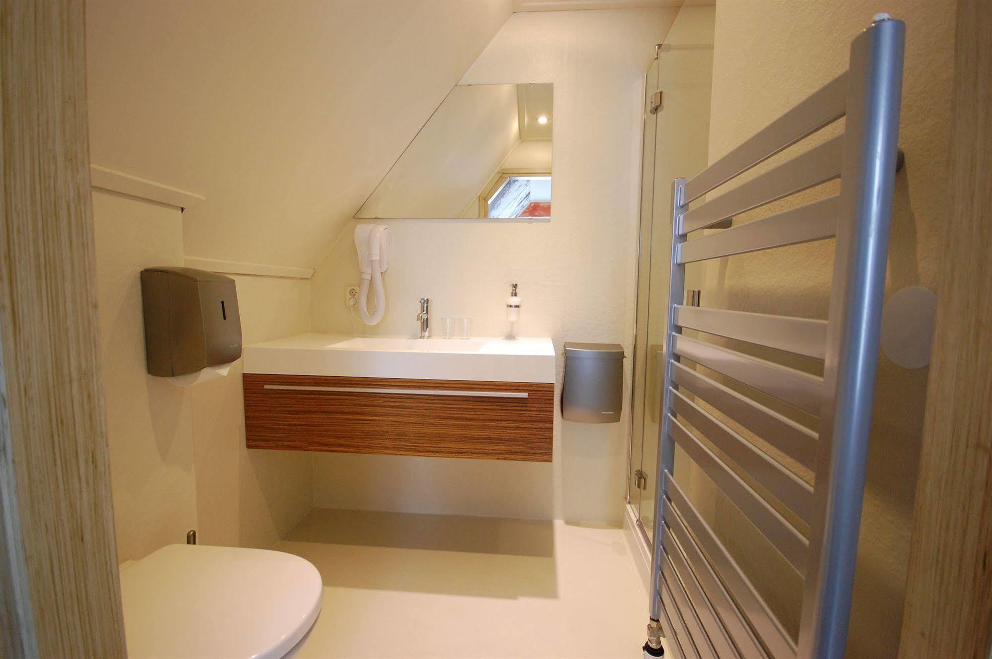 Hotel Bij Hen Op Ameland Hollum  Esterno foto
