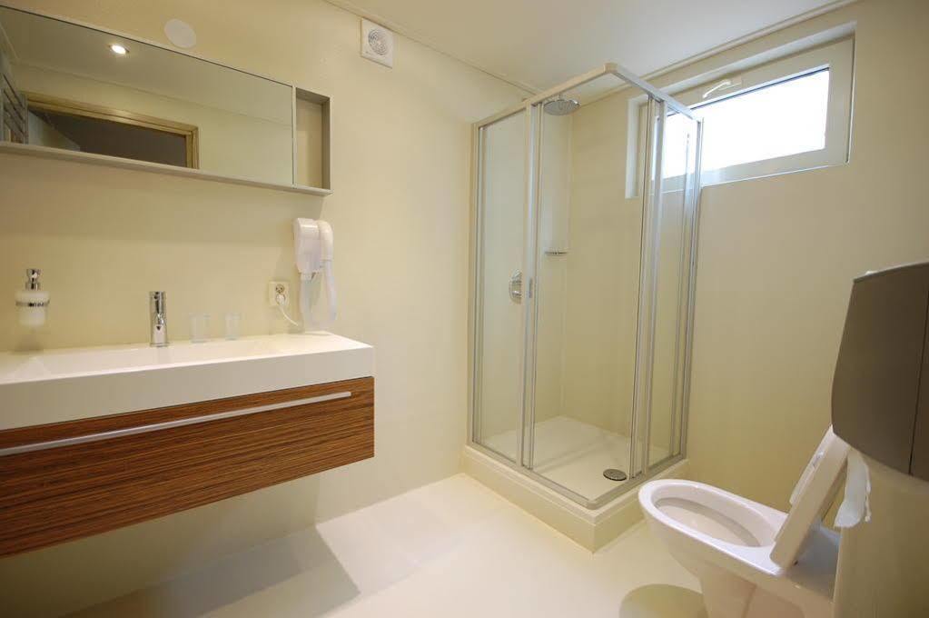 Hotel Bij Hen Op Ameland Hollum  Esterno foto